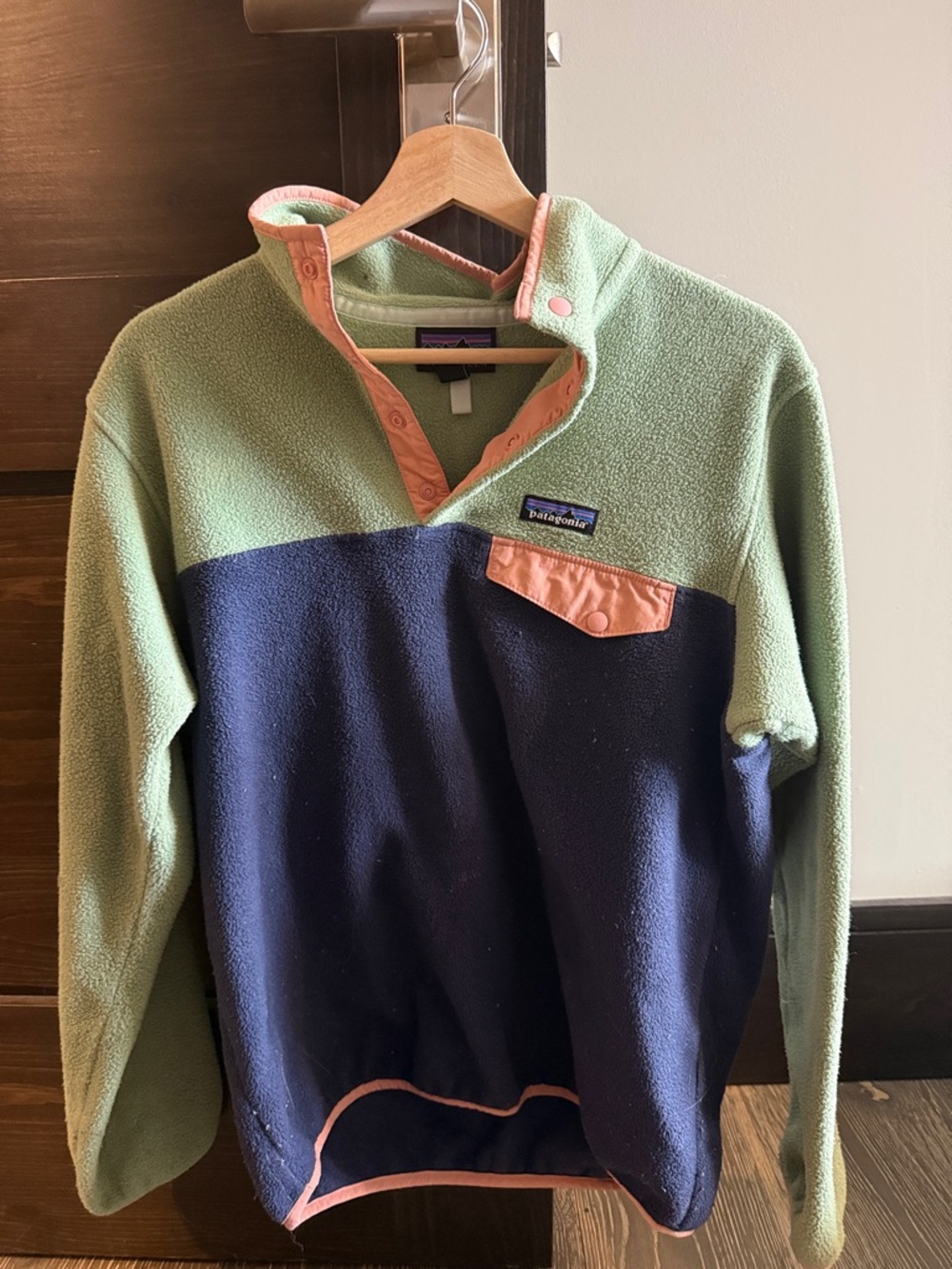 Patagonia Light Green, Navy & Peach Snap-T Fleece Pullover